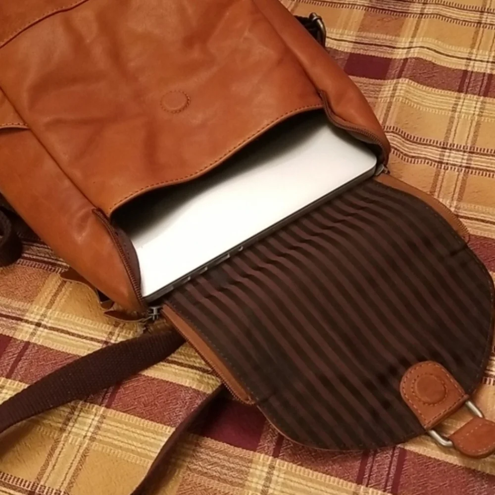 Jack Georges convertable backpack,buffalo leather, Honey